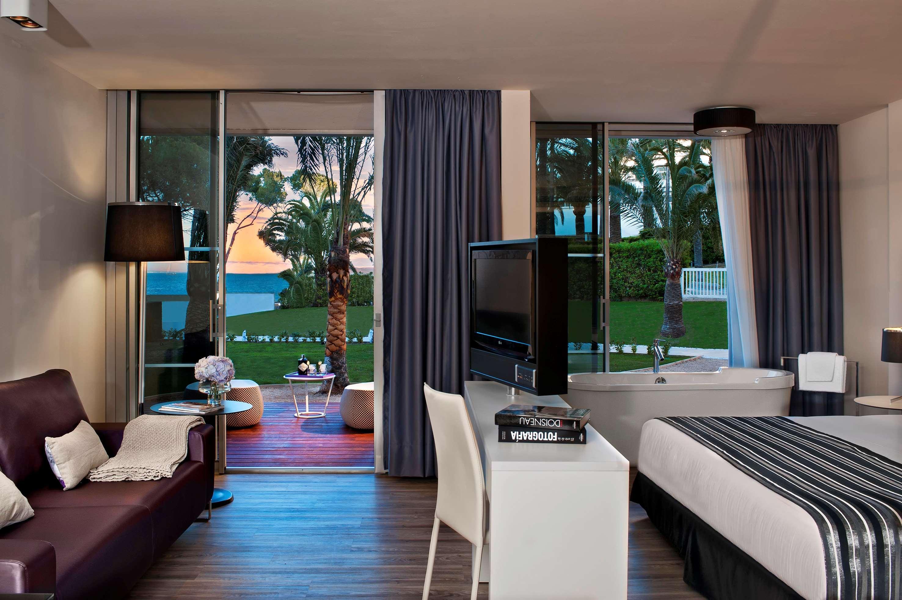เมเลีย เซาท์บีช Hotel มากาลุฟ ภายนอก รูปภาพ